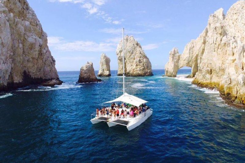 42 foot trimaran with generous deck space for group charters in Cabo