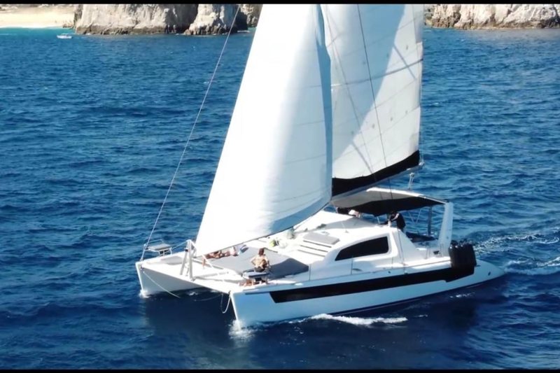 52 foot Leopard sailing catamaran under full sail on the Sea of Cortez